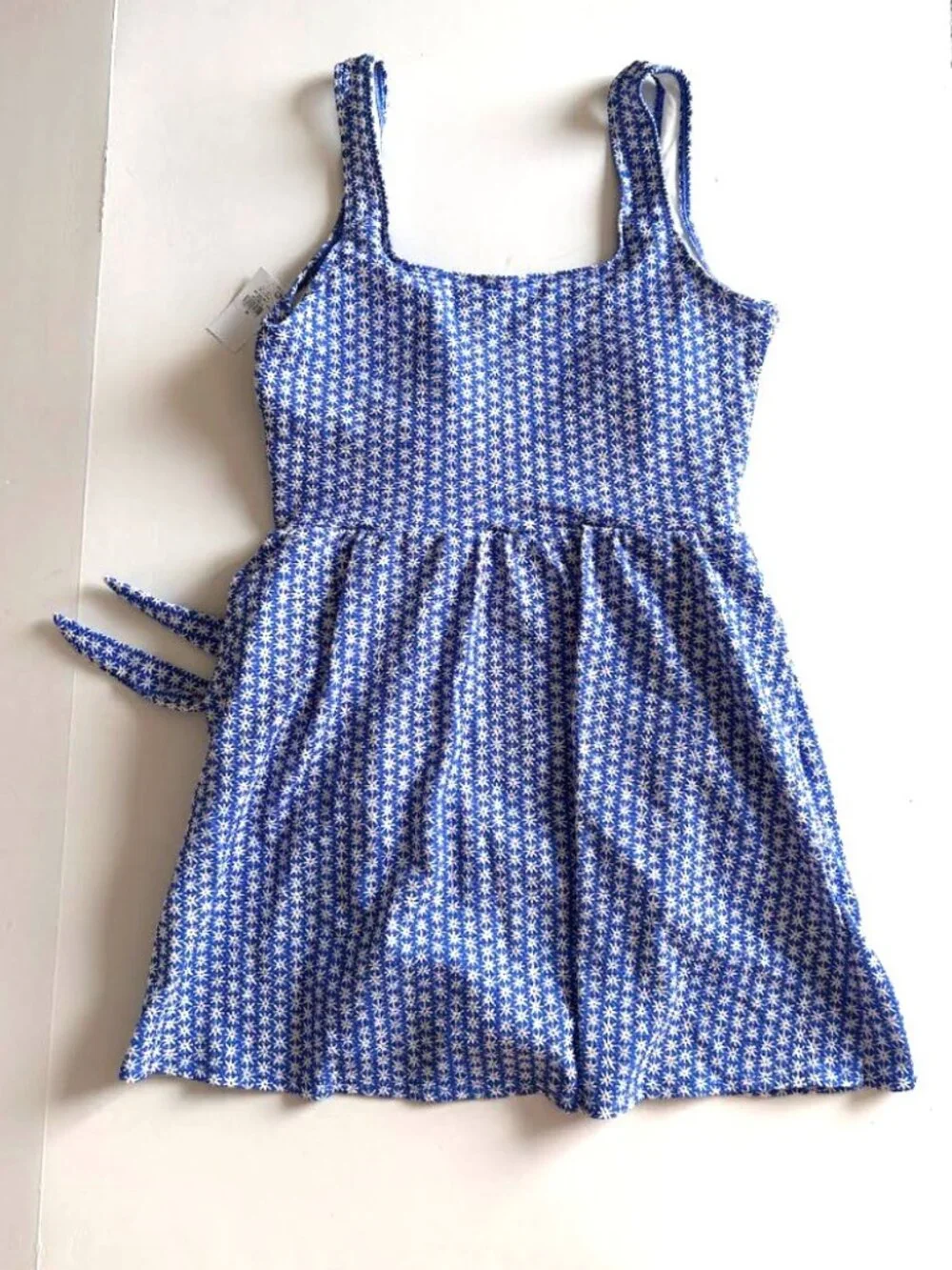 Old Navy Pique Side-Tie Swim Dress Blue Ditsy Floral M - Picture 6 of 7